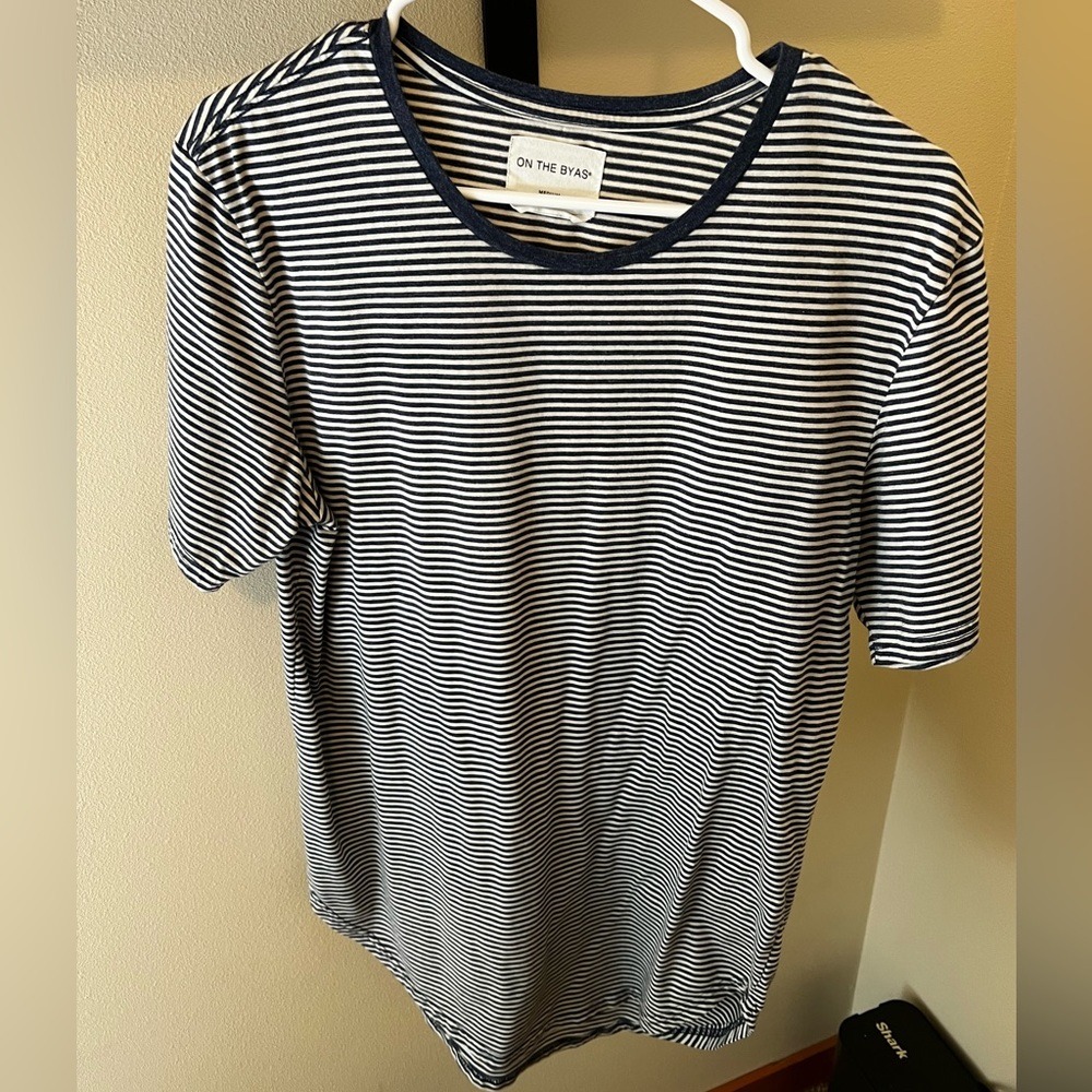 Striped short sleeve shirt